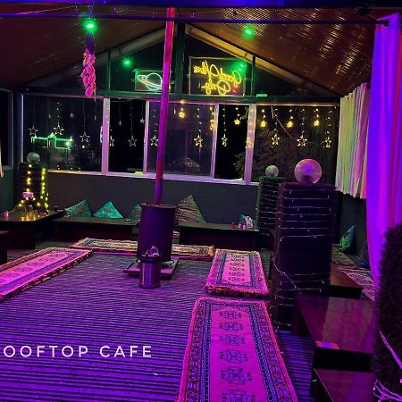 I Love Kasol Hostel & Rooftop Cafe Ngoại thất bức ảnh